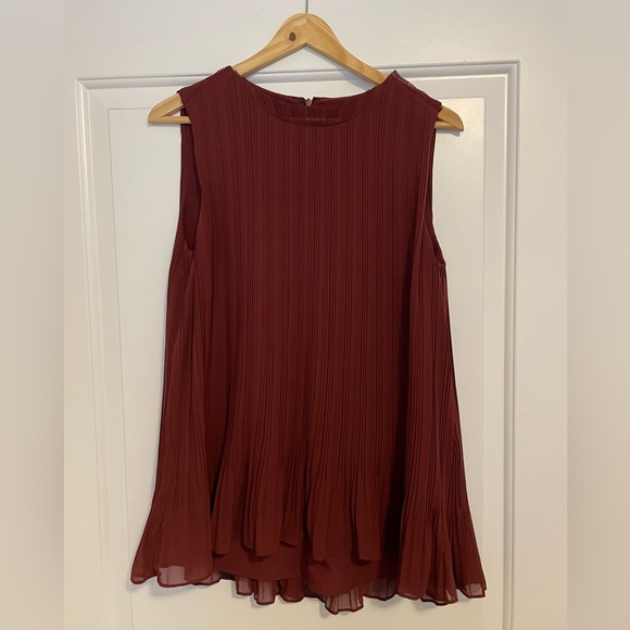 Club Monaco Pleated Swing Top EUC! - Picture 3 of 8
